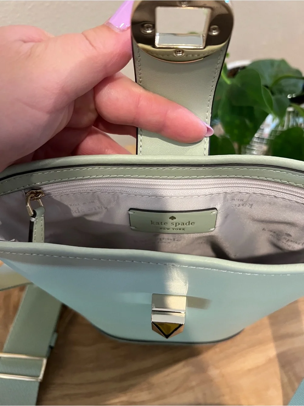 Kate Spade Mint Green Bucket Crossbody with Star-Accent Clasp